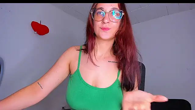 Laura_Ivy