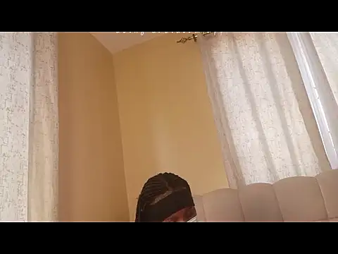Sexydolly16 live cam on StripChat