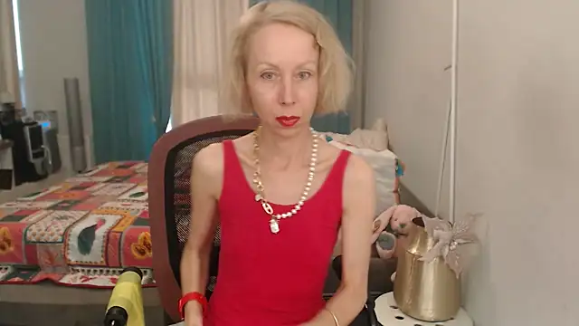 LuxuryNika webcam