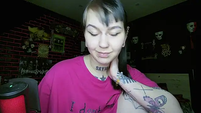 MessalinaOfficial webcam