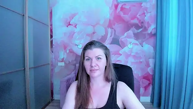 LunaKissesx webcam