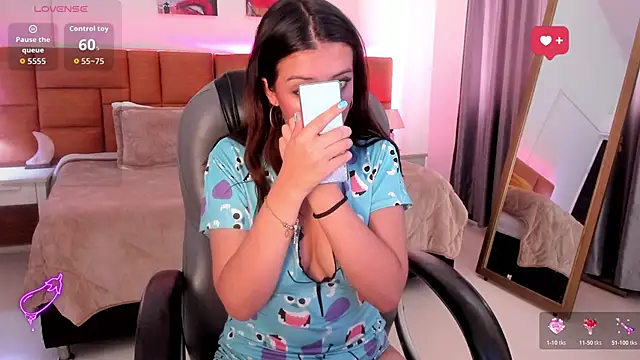 Catti_Brie webcam