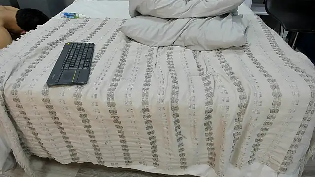 Charlie___Musk webcam