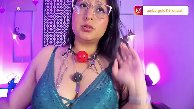 Amber_gold_ webcam