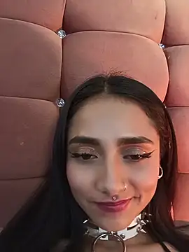 raven_smith_ webcam