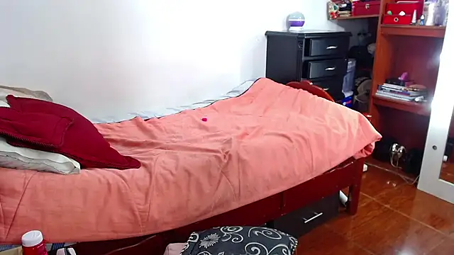 MariamGray1 webcam