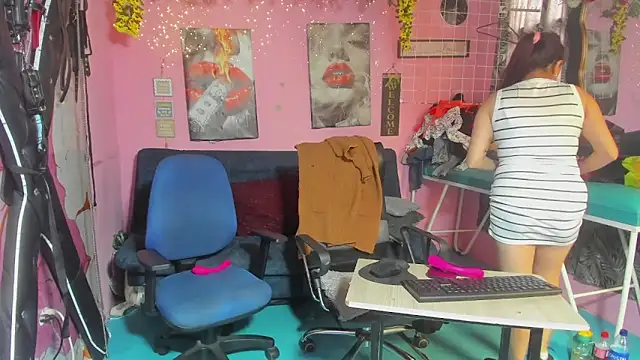 lesbiancuple