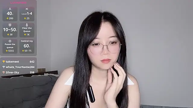 77-Vicky webcam