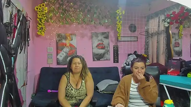 lesbiancuple webcam