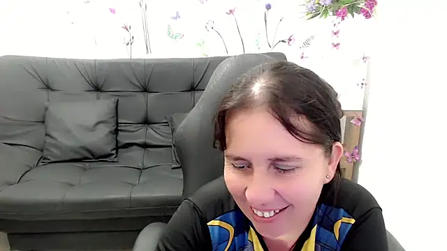 victoria_jones webcam