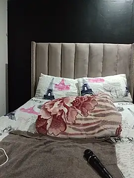 Ms__JOJO webcam