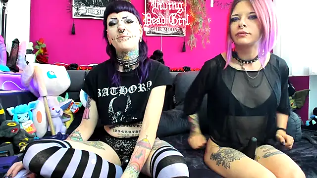 Purple_Coffin666 webcam