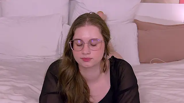 EllieHayes webcam