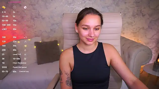 FlirtyMusa webcam