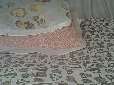 Jenah48 webcam