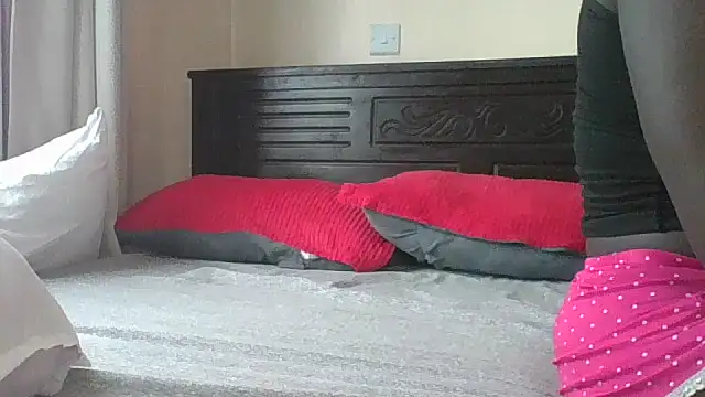 Huge_Bootybae webcam