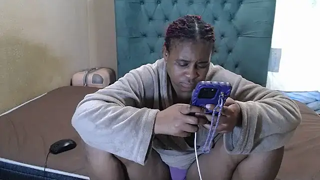 EbonyEssence webcam