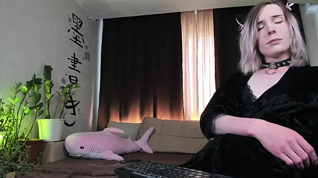 KayaNoir's room