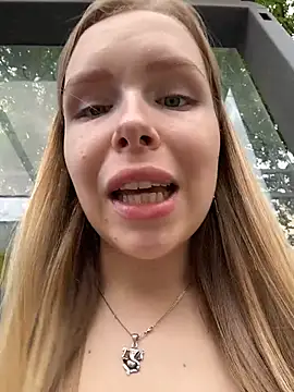 Liza_risky