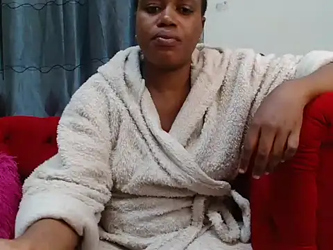 YUMMYJELLYBOOTYXX webcam