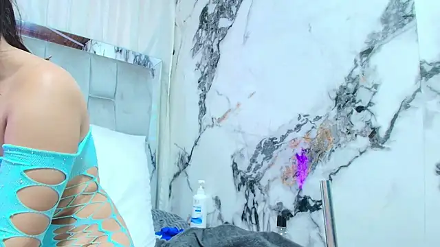 maraa_X live cam on StripChat