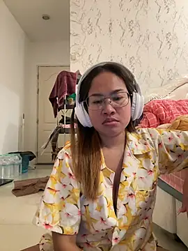 Ponthip webcam