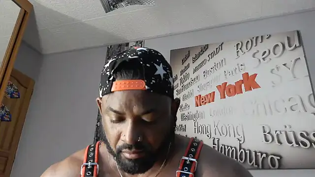 DildoPlayer33
