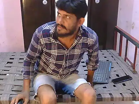 HotXKrish webcam
