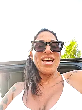 sexy7883 webcam