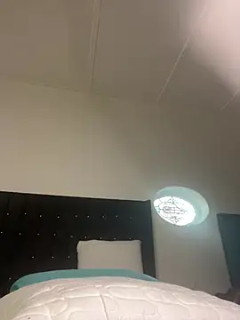 MissLola026 webcam