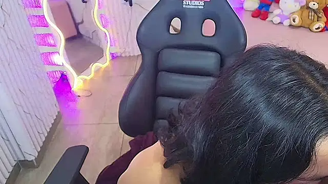 PEACHY_TAY webcam
