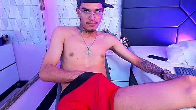 TysonRiggs webcam