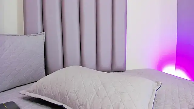 Aura-bakerr webcam