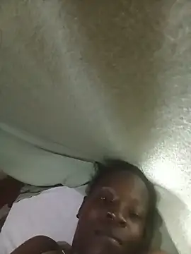 Cuty-Smilez webcam
