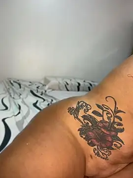 emily-Hornyy webcam