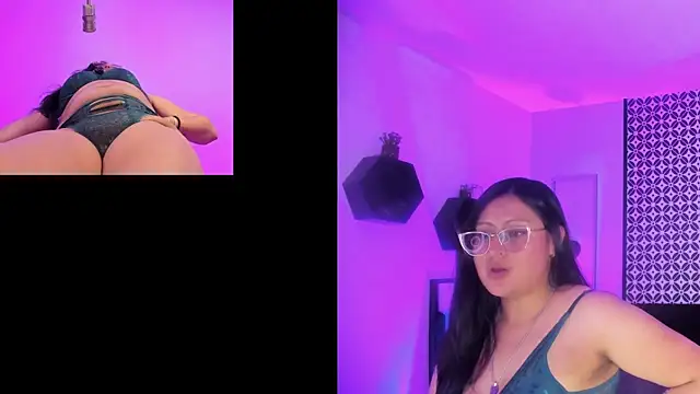 Amber_gold_ webcam