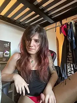 GwenCarreraX0's room
