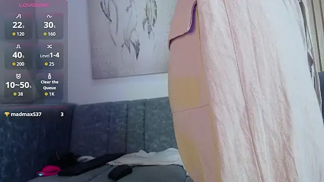 queen_adhara webcam