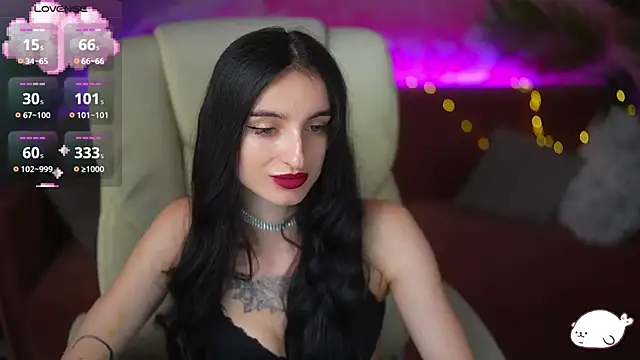 EmilyyMoon webcam