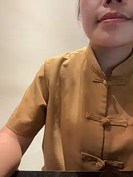 Bella_7777 webcam