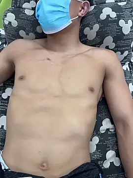 Mrwangjjkk webcam