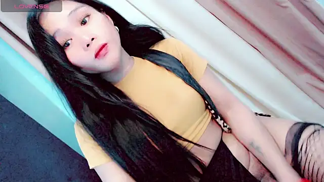 Littleslutty_baby webcam