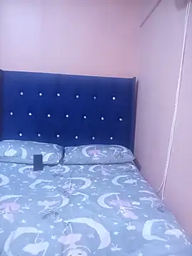 Luciouslips00 webcam