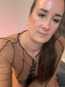 EllaMae webcam