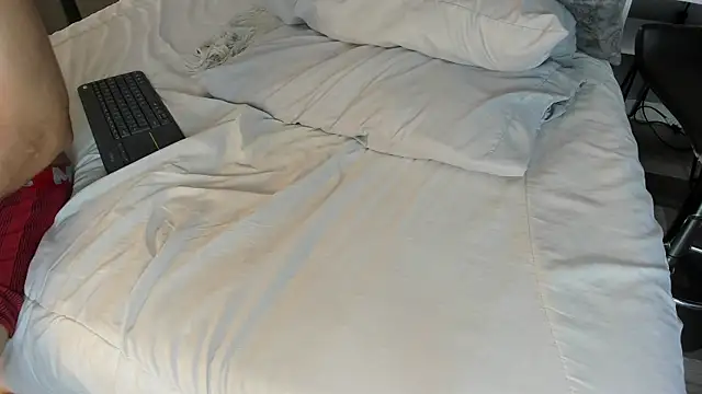 Charlie___Musk webcam