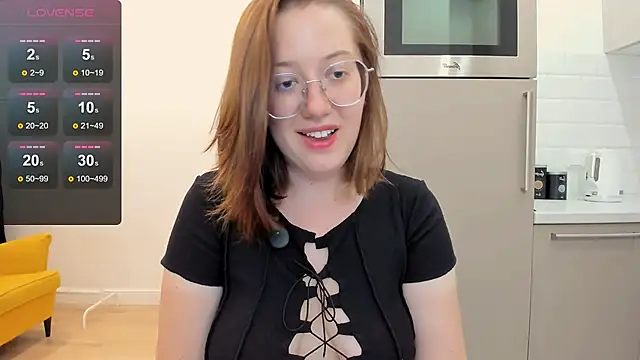Charmy_Gracy webcam