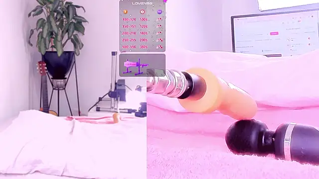 revy_blacck webcam