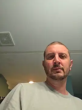 MrMechanic38 webcam