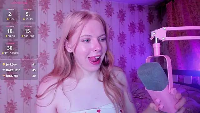 Cutie_Bambi webcam
