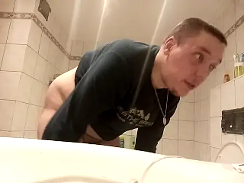 ClassyHedonist webcam